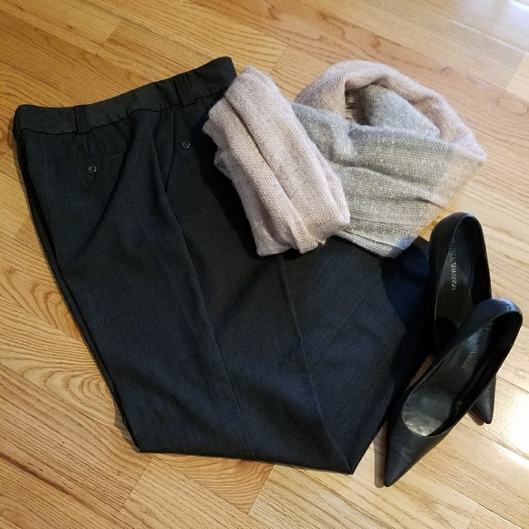 Liz Claiborne Pants - 🫳🎤Liz Claiborne Sloan Cut Pants